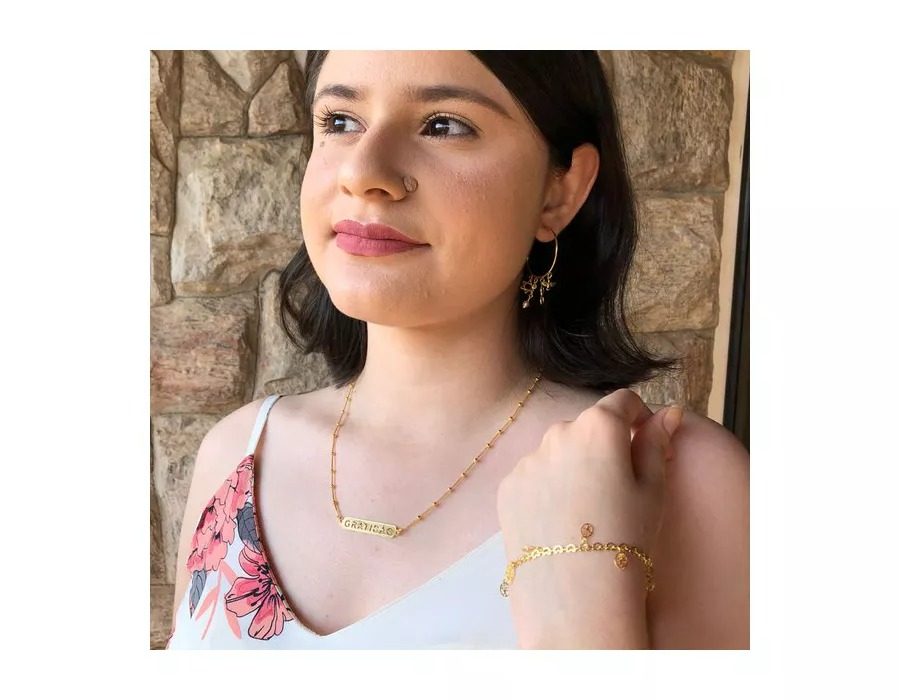 Colar com Corrente e Pingente Gratidão Folheado  Ouro 18k