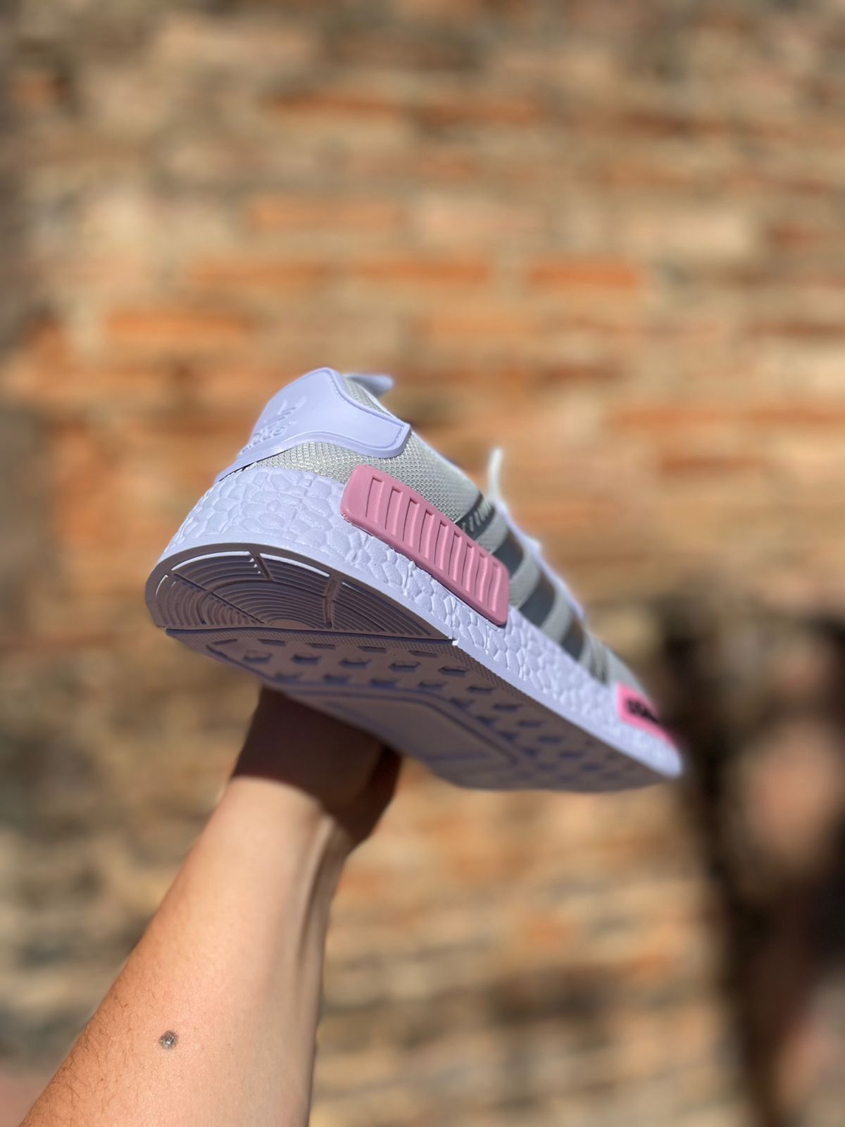 Tênis NMD Feminino Adidas Cinza