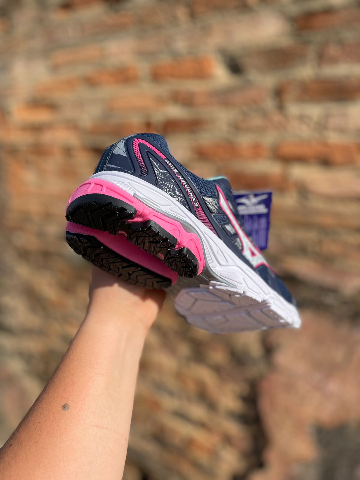 Tênis Wave Nirvana 9 Feminino Mizuno Azul/Rosa