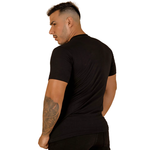 Camisa Gola Careca Preto Rnt